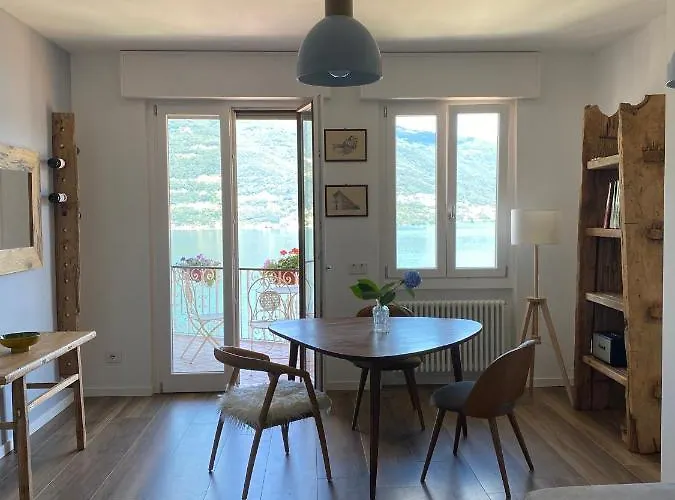 Oro, 8 Daire Bellano